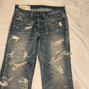 Abercrombie and Fitch ripped jeans/ W30/L32
